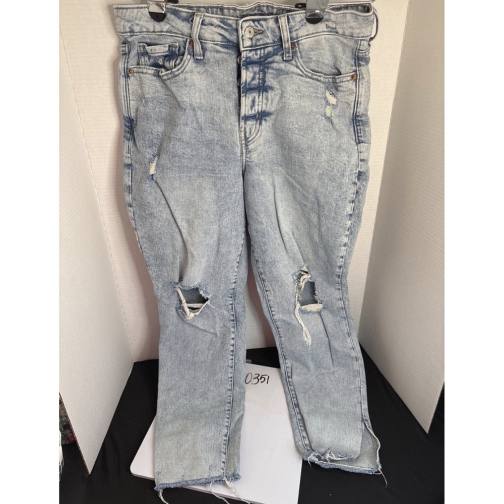 Old Navy Womens O.G. Straight High-Rise Light Wash Distressed Ankle Jean Size 10